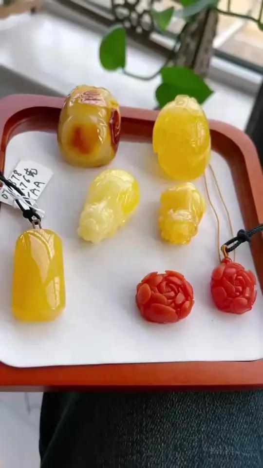 邀您共赏「福」天然原矿蜜蜡之美「庆祝」葫芦.鱼 貔貅.平安牌  天然南红玛瑙牡丹花之美「福