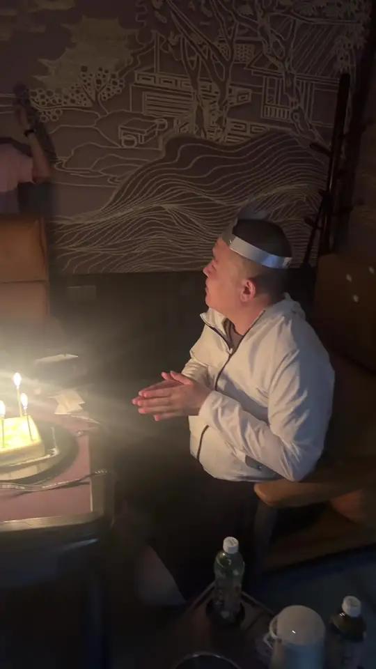 麻将馆过生日,还是发财蛋糕,祝常老板生日快乐