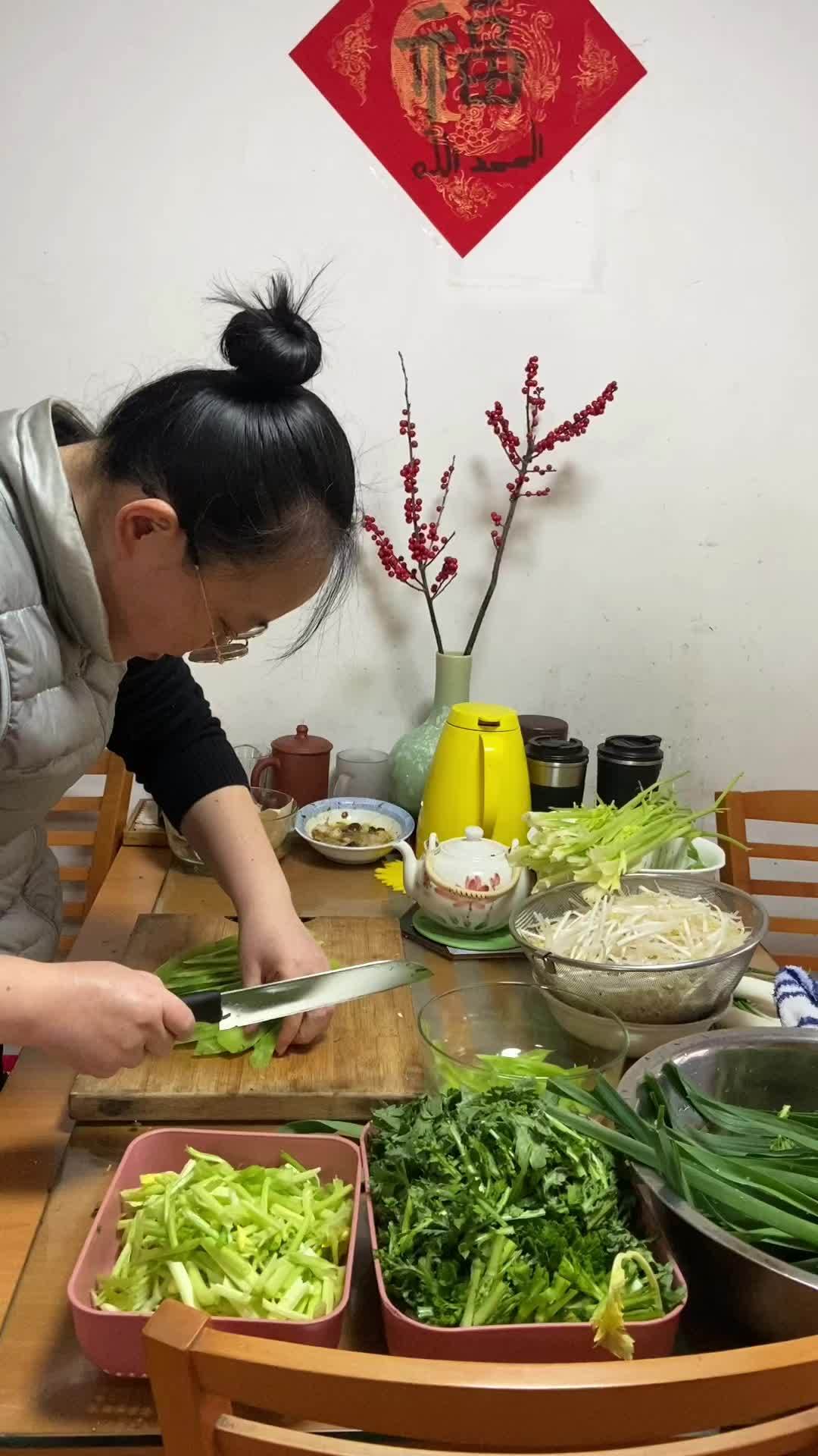 台州人的过年大餐,怎么少得了她?据说不少人家里能吃这玩意儿一路吃到初七八哈哈哈哈哈……你家