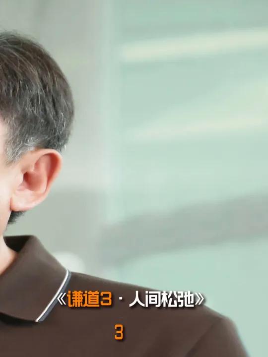 法棍做为法国的面包销冠 法棍做为法国的面包销冠,在它的包装上,法国人也是费尽心思!