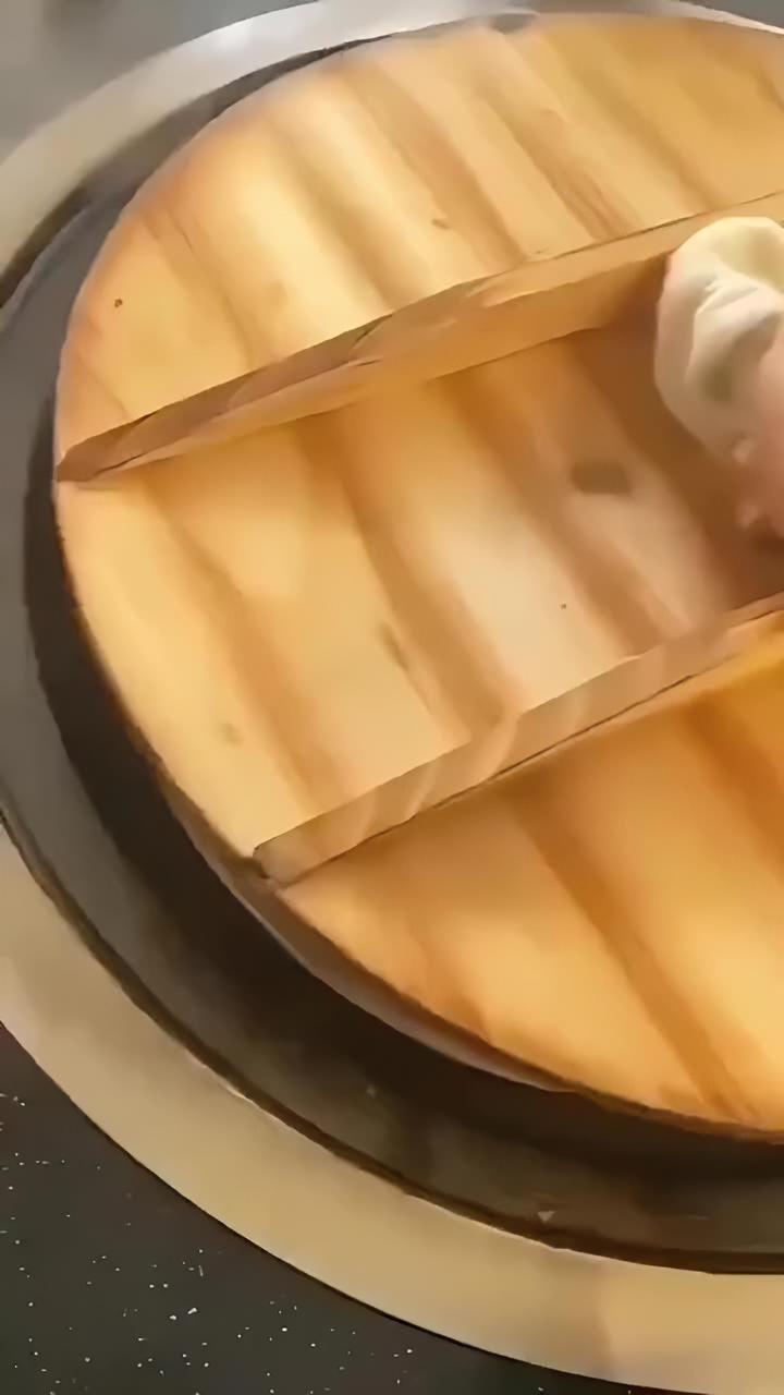 湖北荆门特色风干鸡是真的好吃啊!肉质紧实,口感咸香,越嚼越香,清蒸,煲汤,炒菜,爆炒都好吃