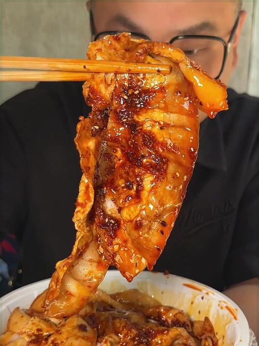 资格大刀白肉配30年老杂酱面