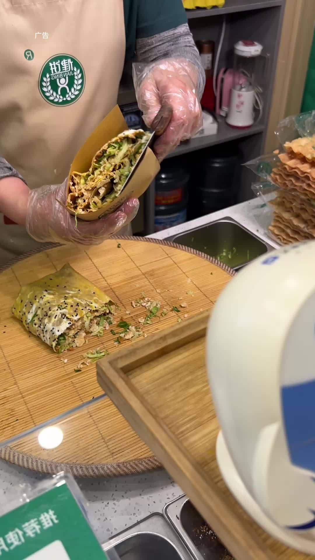 健饼煎饼 煎饼高手 工作餐打卡 煎饼果子 经济实惠好吃不贵