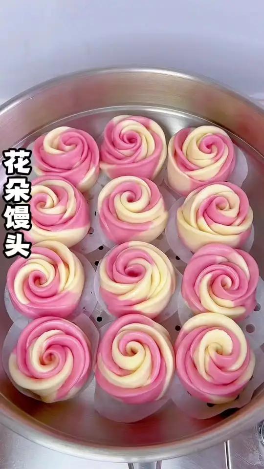 那些天蒸过的花朵馒头,过年可以安排,寓意花开富贵,吉祥如意花样馒头花朵馒头#