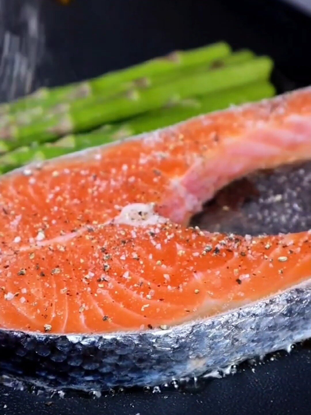 鲜嫩可口!香煎智利三文鱼扒~减脂健康~冲