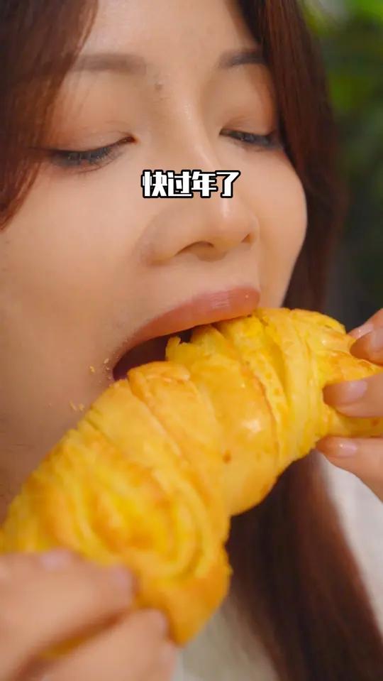 一箱9个的椰蓉卷面包,这谁能顶得住呀