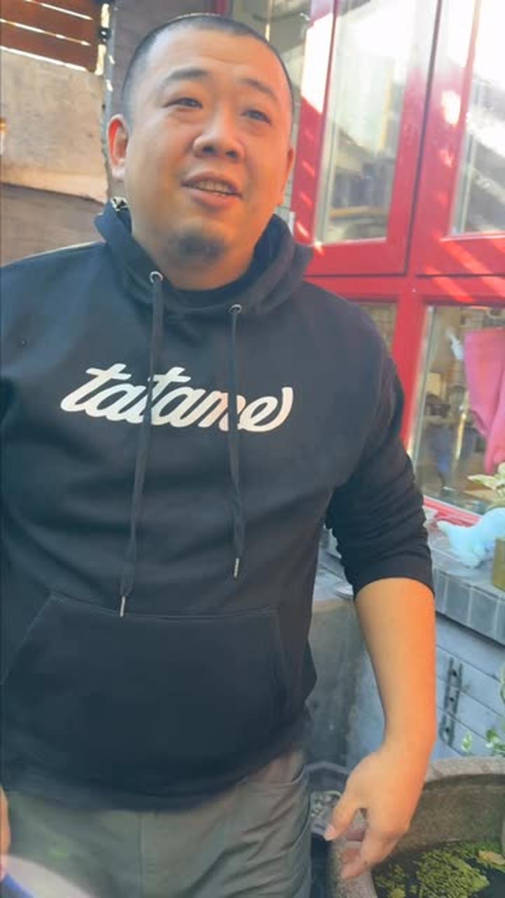 天冷就得吃火锅！今天这个猪肚鸡火锅好吃又好喝