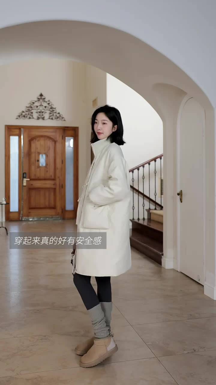 冬季必备:穿上立领派克羽绒服,温暖与安全感双重守护