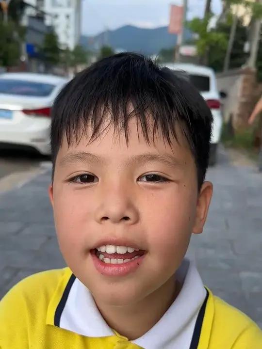 小县城真的好舒服啊，纯朴的街坊，日子简单平淡又幸福