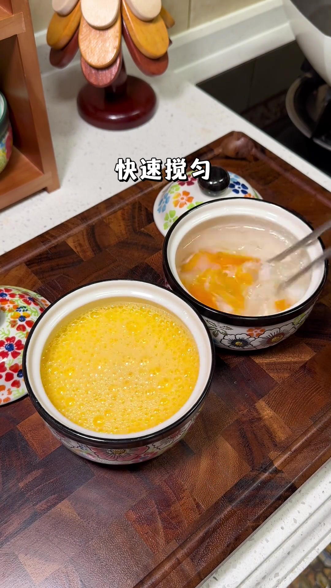 早餐海参蒸蛋:水开蒸6分钟放海参再蒸6分钟,Q弹嫩滑营养美味