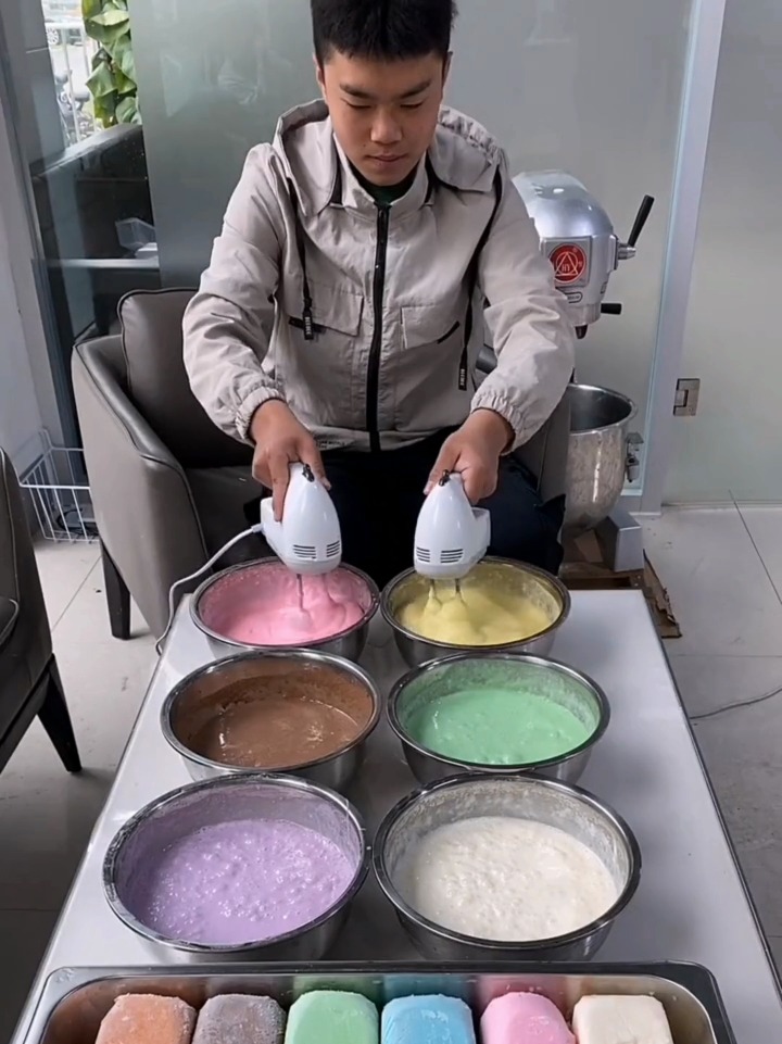 七彩冰激凌制作过程