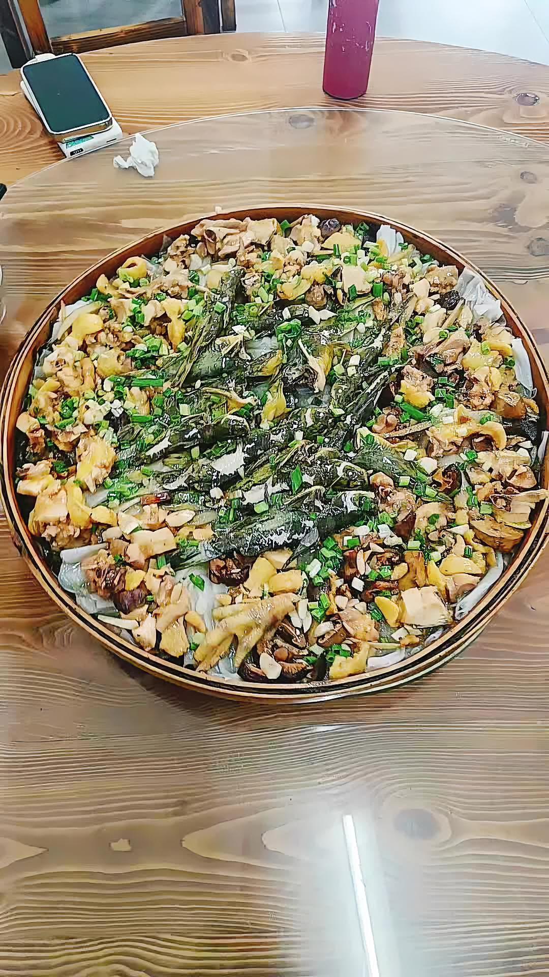 地方特色美食 簸箕菜,色香俱全,有食欲吧!美味下饭菜 美食诱惑 味道棒棒哒 舌尖上的美食