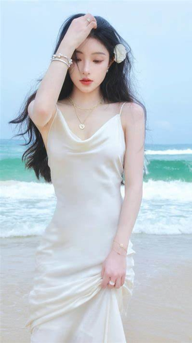 卖鱼妹谎话成真，失忆大佬在线撑腰！点开！