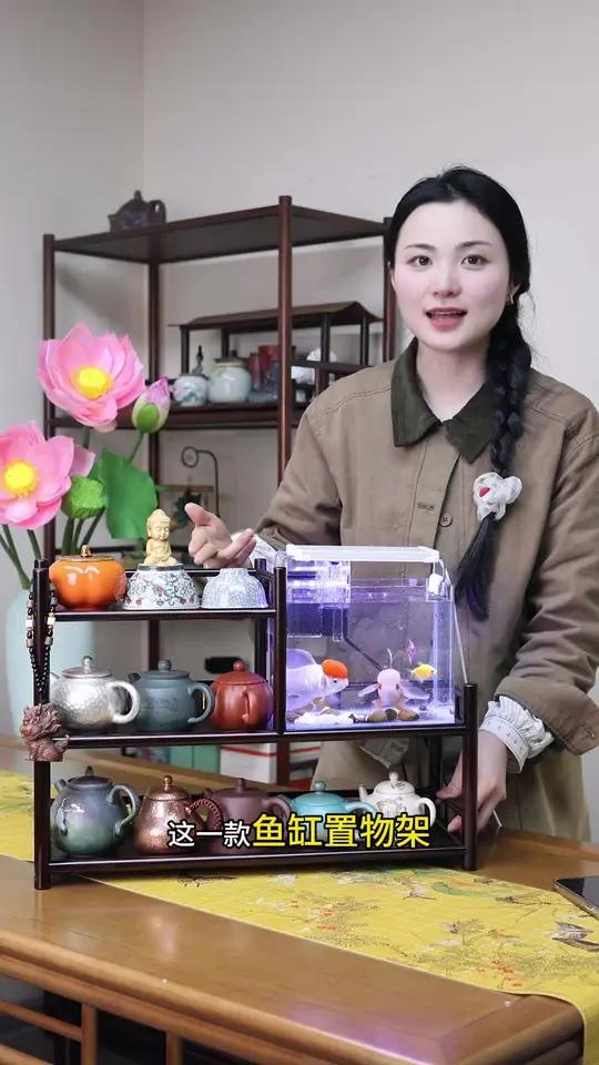 当灵动水景邂逅东方美学,这款鱼缸博古架带你解锁「活的中式画卷」!