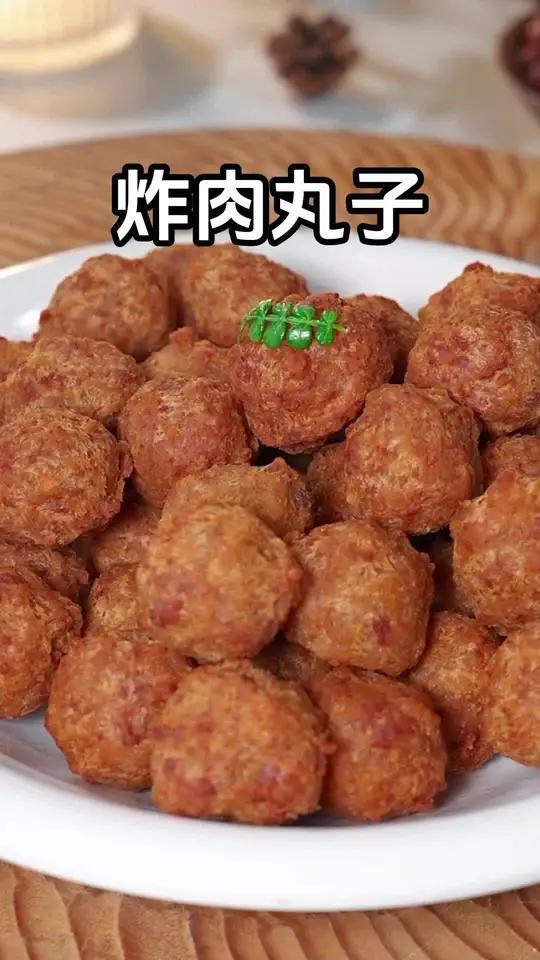 以后吃不完的馒头像我这样做成炸肉丸子,好吃到停不下来
