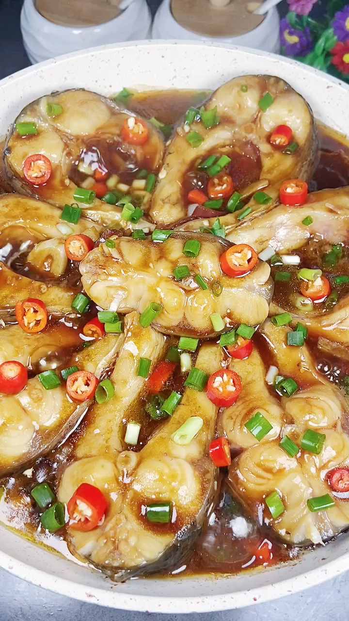 这样做的黄焖鱼,肉质鲜嫩,简单又好吃