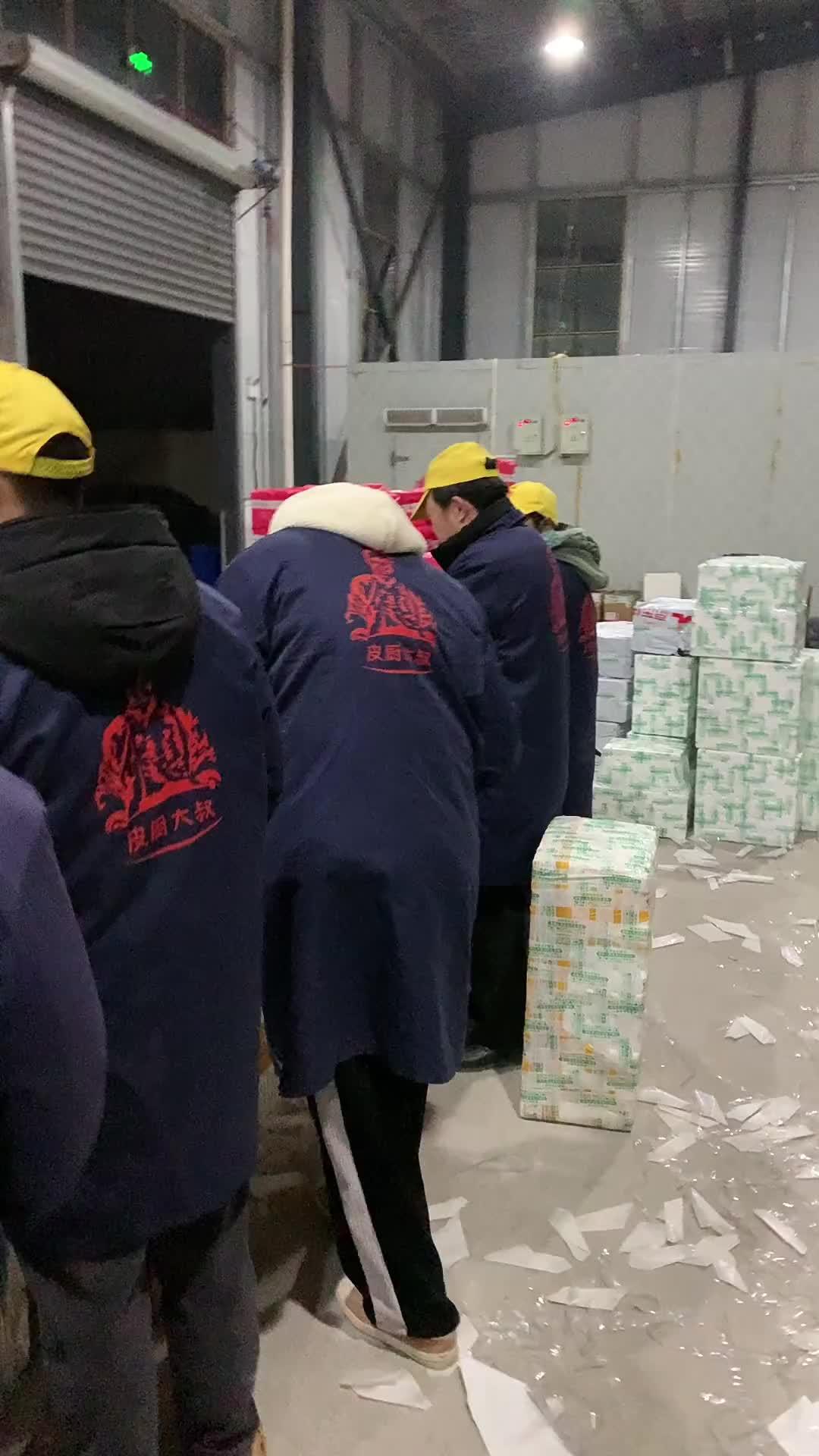 皮厨大叔美食 黑猪肉手工制作,清水炖煮后汤汁鲜美,狮子头入口即化,无防腐剂速冻保鲜,干冰顺