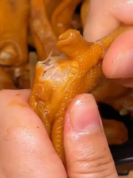 传统老式带汤的龙岩泡鸭爪 一吃一个不吱声 首发尝鲜价