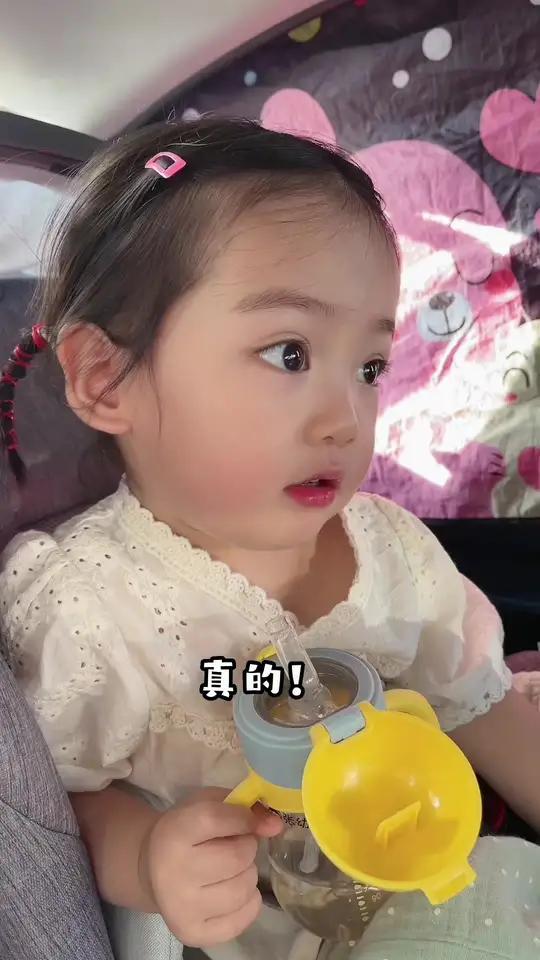 上幼儿园第四天灵魂拷问～幼儿园好玩还是家里好玩?人类幼崽到底有多可爱 萌娃日常 人类幼崽成