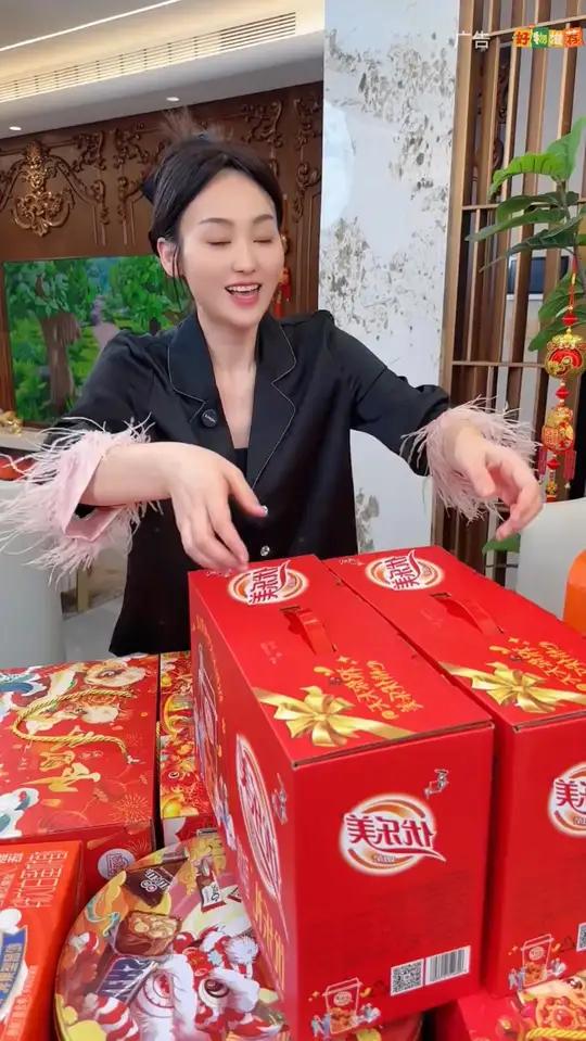 优乐美奶茶,好久没喝了,还是那个卫,奶香浓郁!优乐美口感特别好好喝不贵c