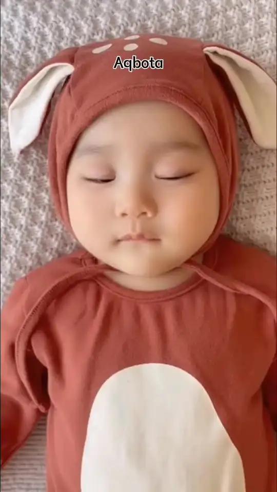 孩子啊的甜梦,面包和牛奶都会有