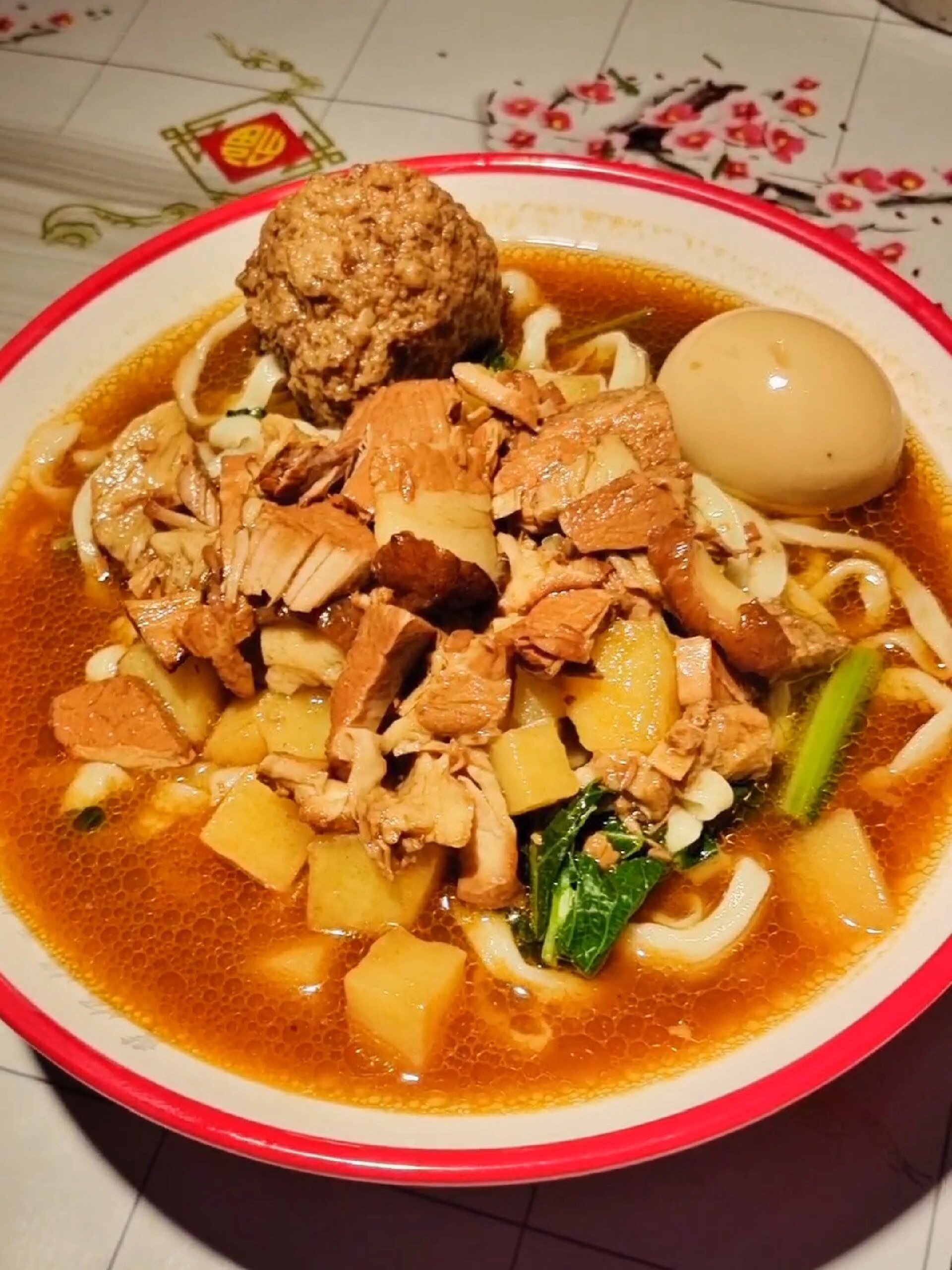 石家庄必吃的手擀腌肉面