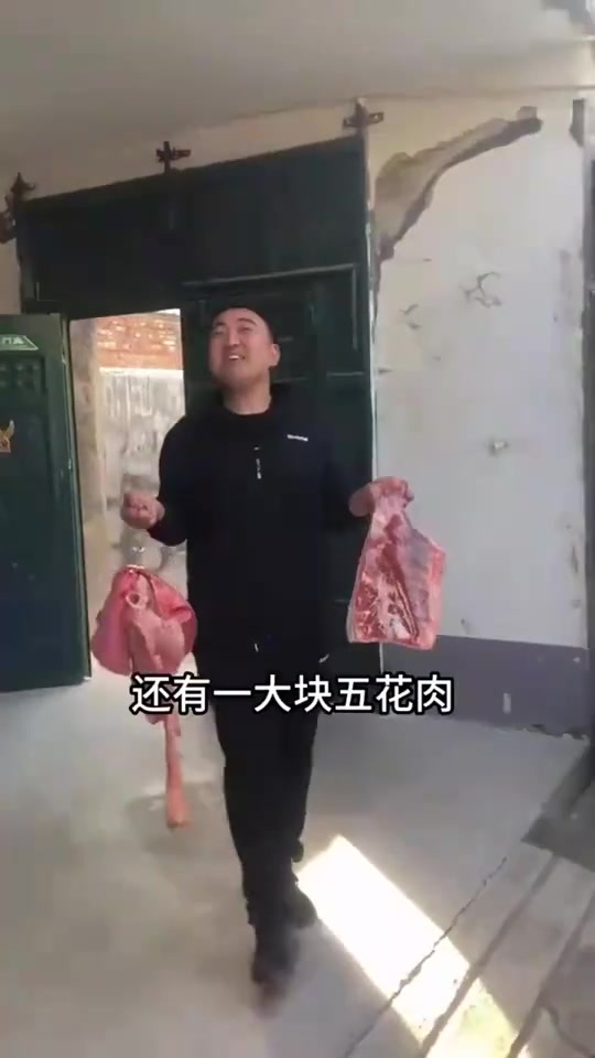 做正宗老北京卤煮火烧,吃着那叫一个地道