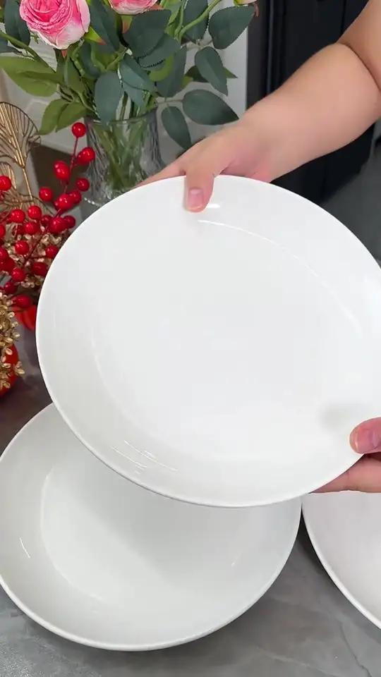 就这个价到手四个10英寸加大加厚陶瓷大盘子 蒸剁椒鱼头蒸鱼盛饺子当水果拼盘都非常合适