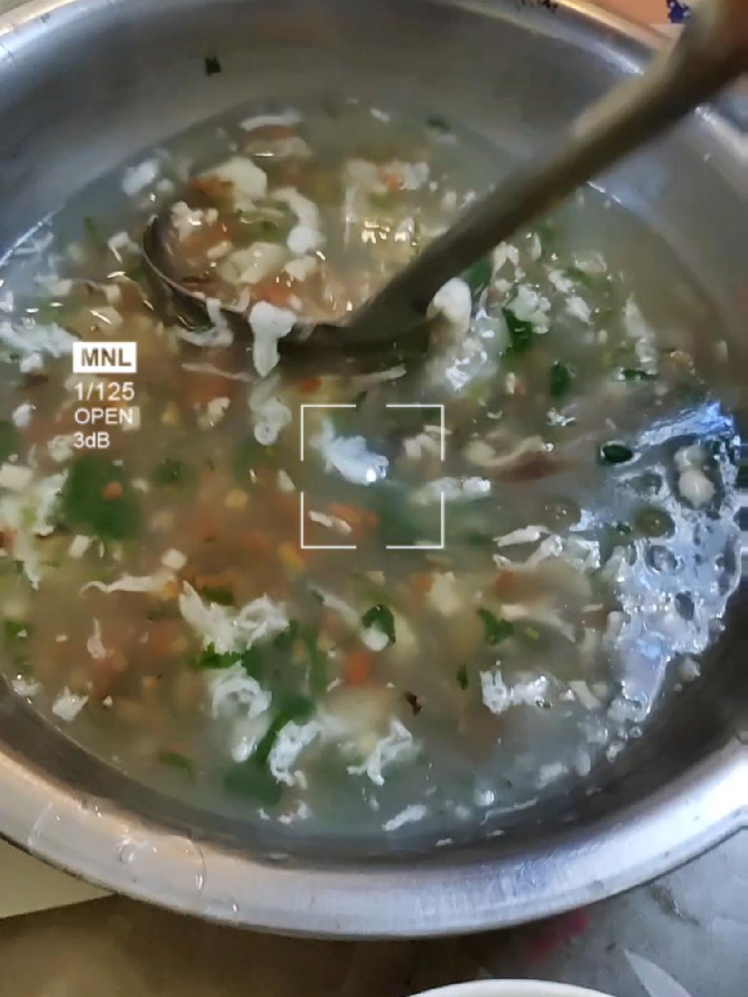 吃晚饭(西湖牛肉羹)简简单单又一餐 家常便饭吃得香 记录简单生活 记录这一刻 唯美食不能辜