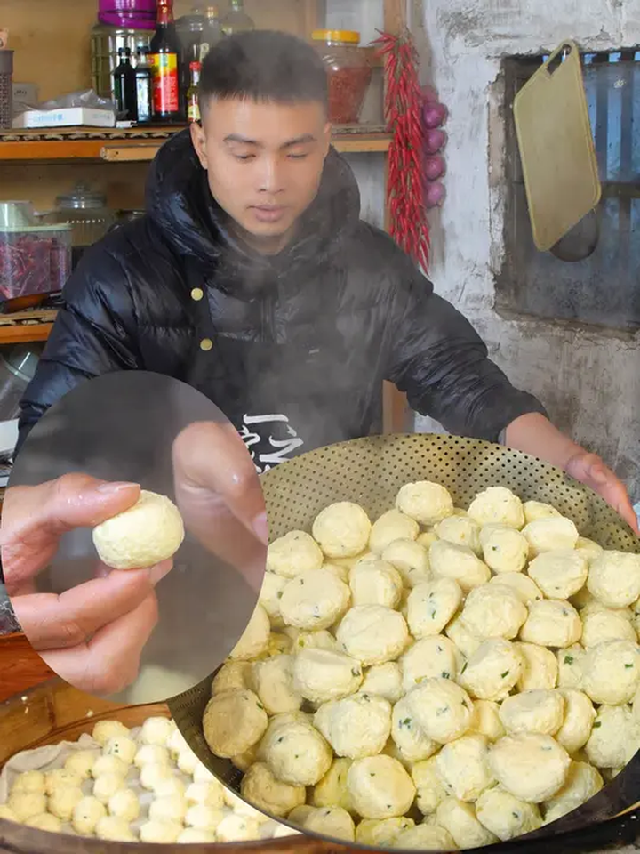 冬天炖火锅少不了的豆腐圆子,食材简单味道却美得很