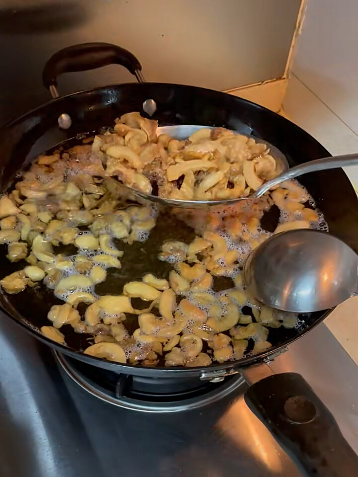 油梭子酸菜饺子好吃的直跺脚