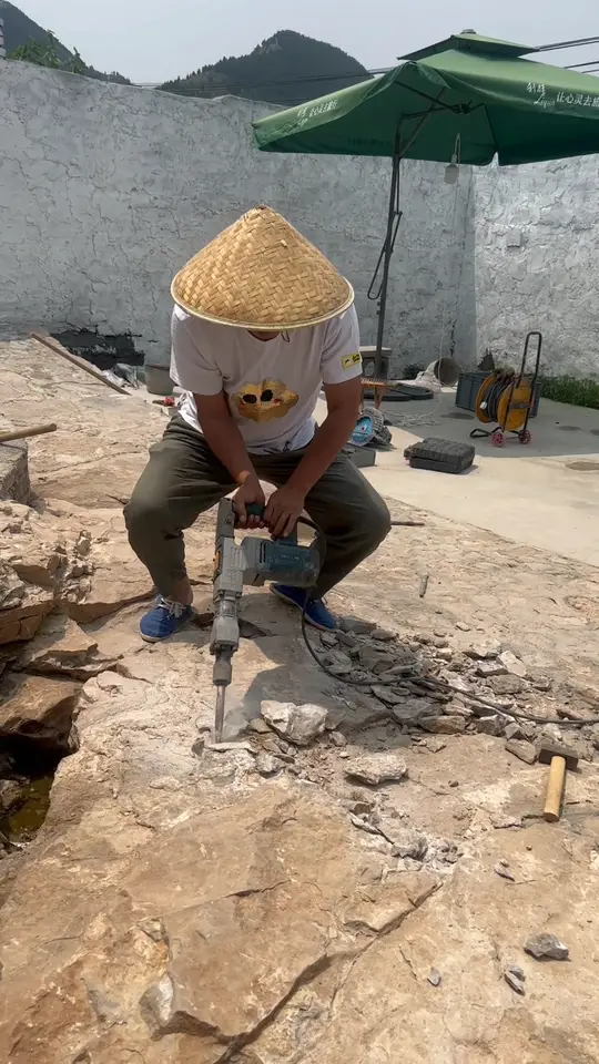 鲁菜经典枣庄辣子鸡,鲜辣过瘾让人欲罢不能!