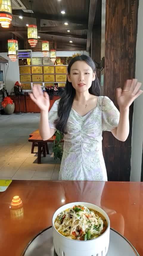 第九十七集:少东家说鸡汁脆笋炖筒子骨