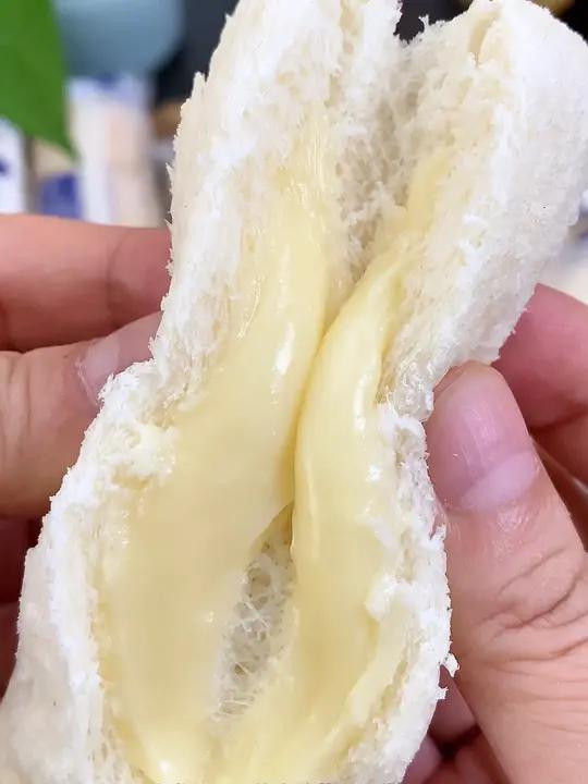 一口爆浆的乳酸菌面包!早餐吃什么 美味可口 开袋即食 面包 乳酸菌面包