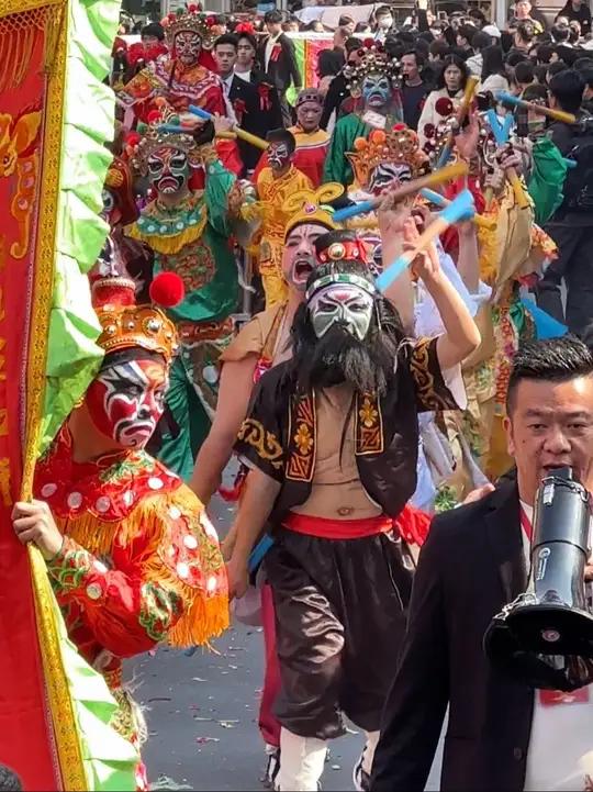 铜钵盂英歌嗨起来了