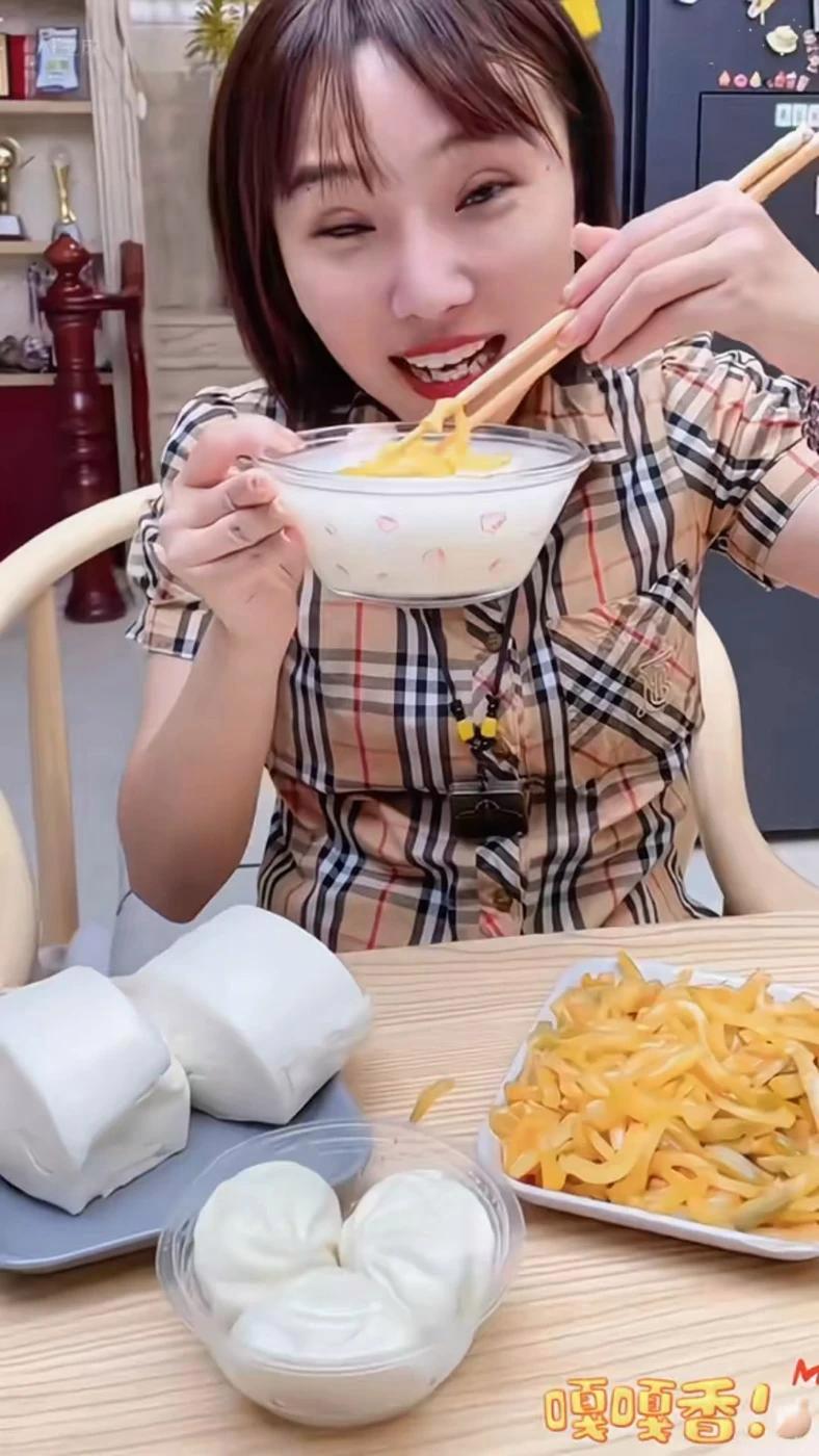 太划算了,地板价品质还是原来的品质 涪陵榨菜 厂家直发品质保证 真是清脆爽口又开胃 妈呀太