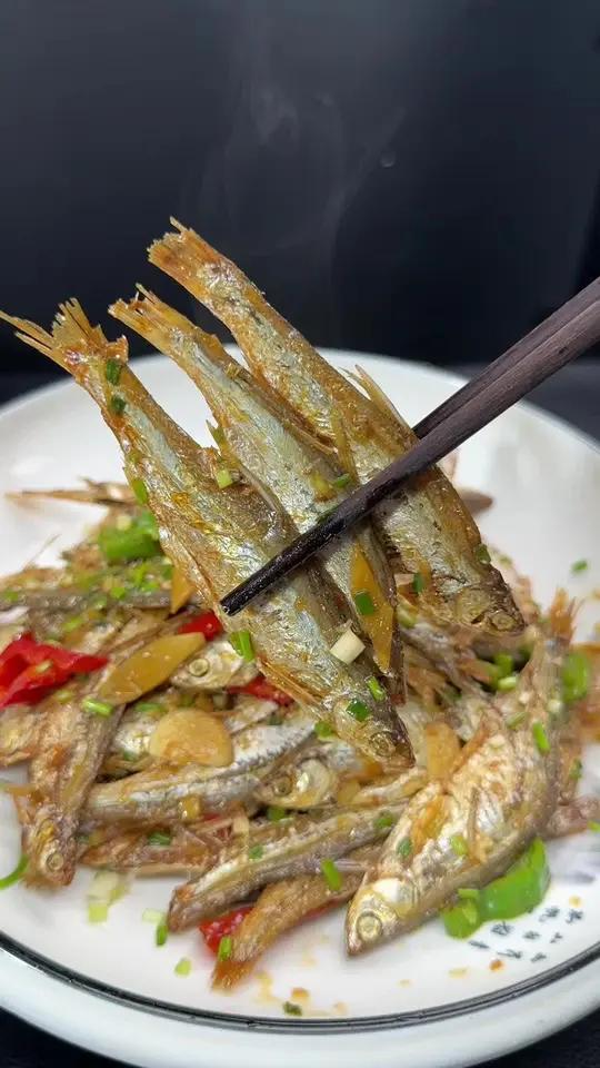 这个咸鱼干太下饭了