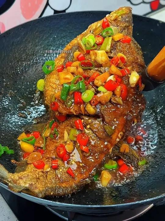 做饭第365天家常红烧鱼