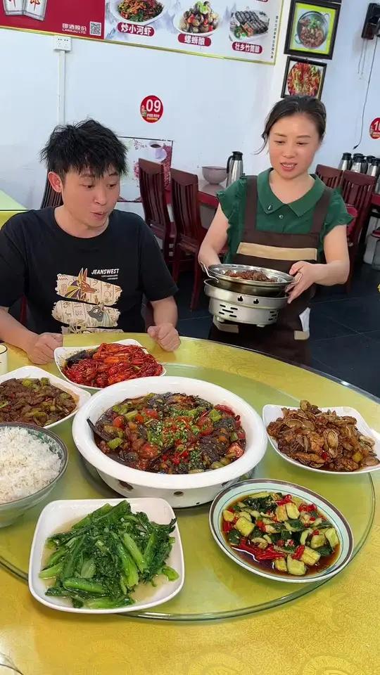 阳朔啤酒鱼 真的又便宜 又好吃