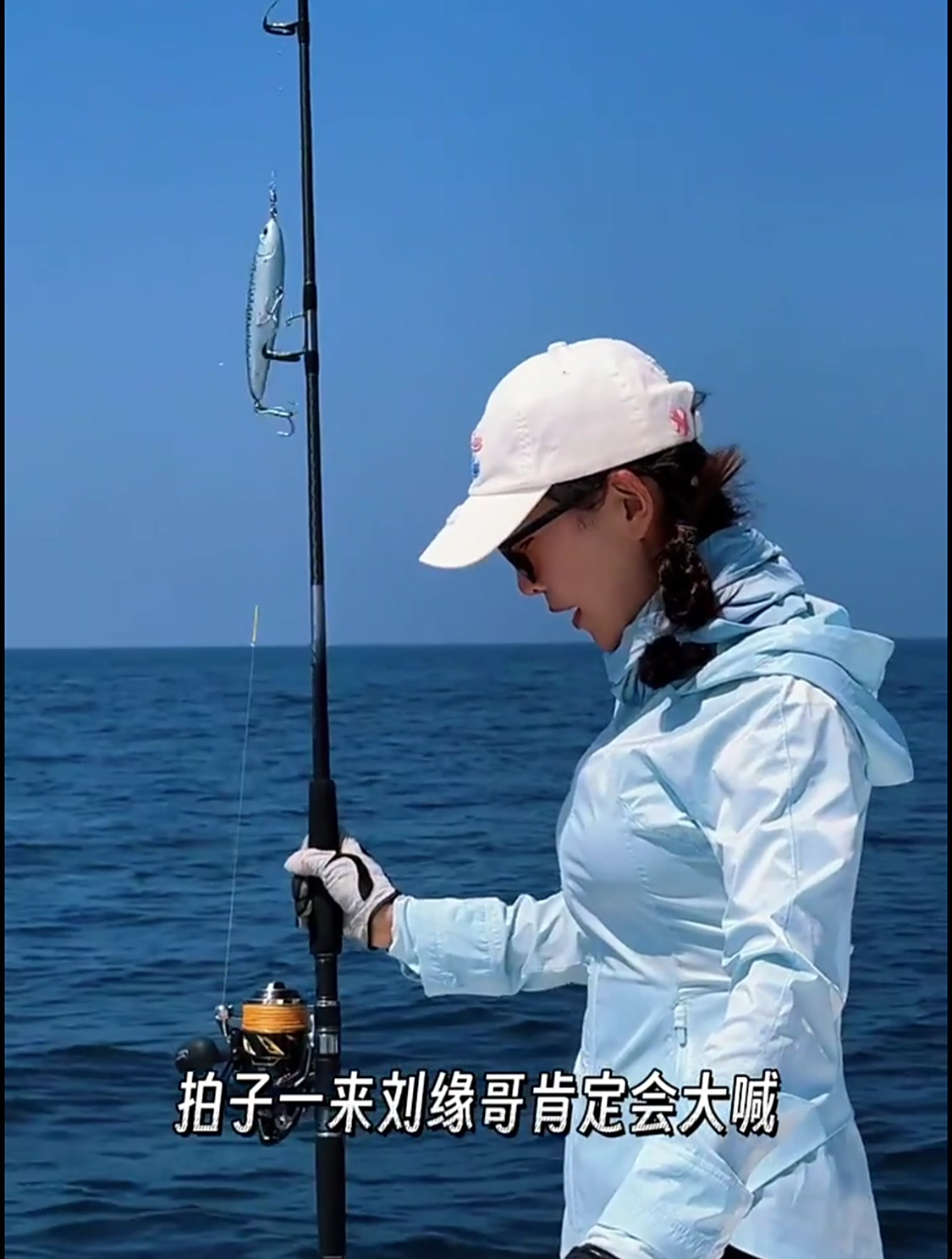 看到拍子就抛竿，一中鱼就拉下水，大连的黄尖子真的这么厉害