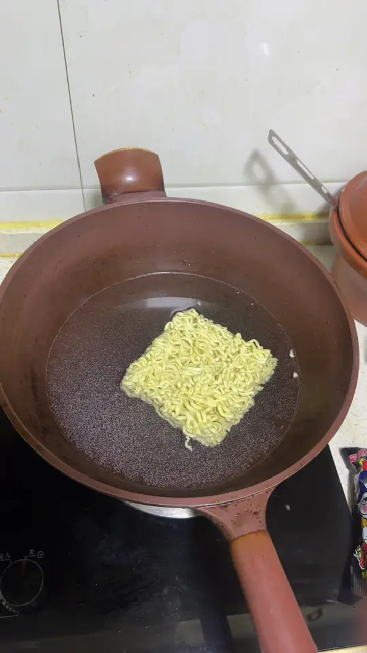 今天来吃个火鸡面吧