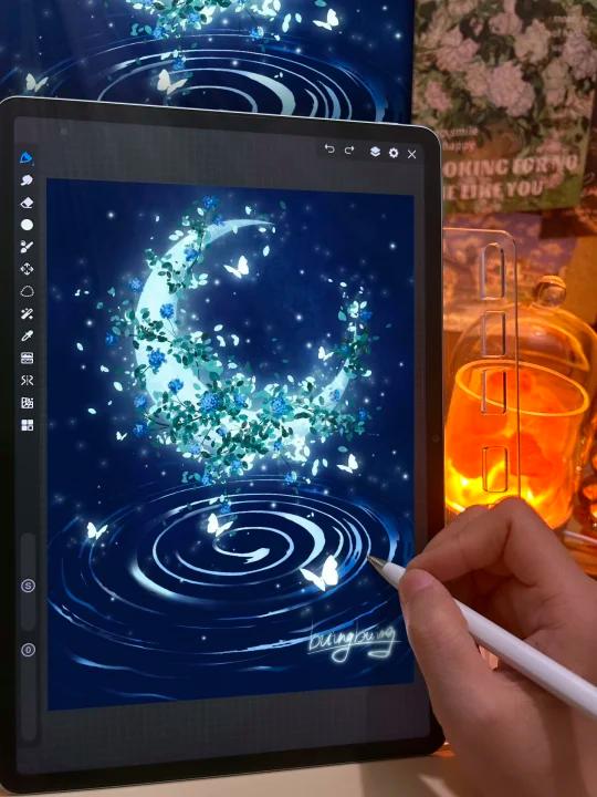 画世界pro绘画教程分享,今天画月牙生花