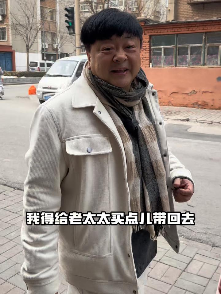 只要来天津就一定给老妈买她最爱吃的枣泥酥皮儿
