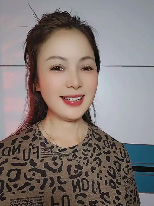 雄赳赳,气昂昂,跨过鸭绿江,中国好儿女志愿军战歌我要上热门抖音绿色平台传递正能量