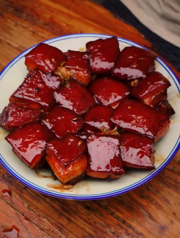 在8090后的记忆里,红烧肉是什么味道?