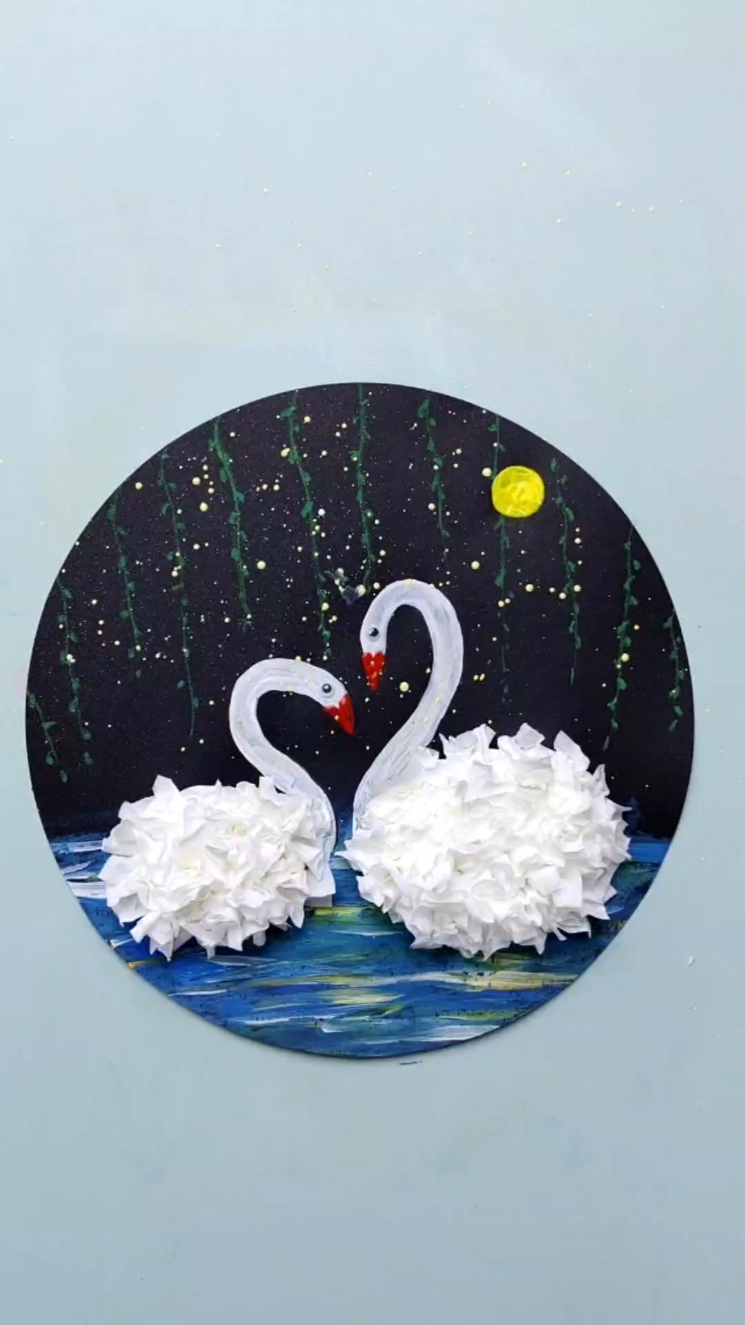 儿童创意手工画《天鹅湖》