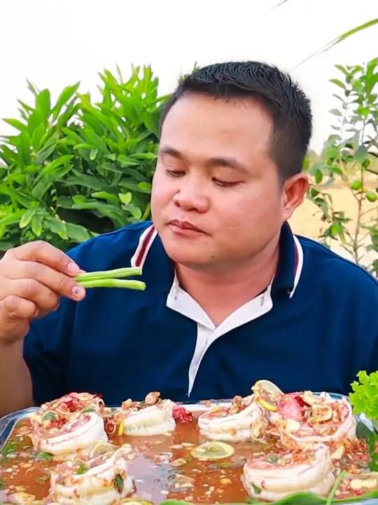 嫩豆角蒜蓉剁椒酸辣凉拌大海虾 这也太好吃了泰国大叔泰国美食泰国海鲜内容启发搜索