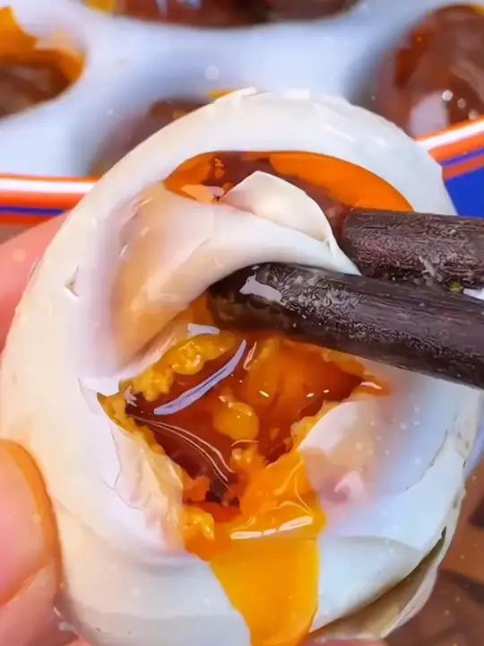 大号咸鸭蛋,个个富得流油。大个 咸鸭蛋海鸭蛋