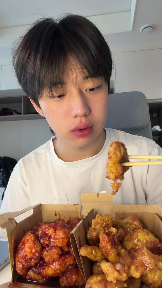 第一次点的韩国蜂蜜炸鸡，太好吃了