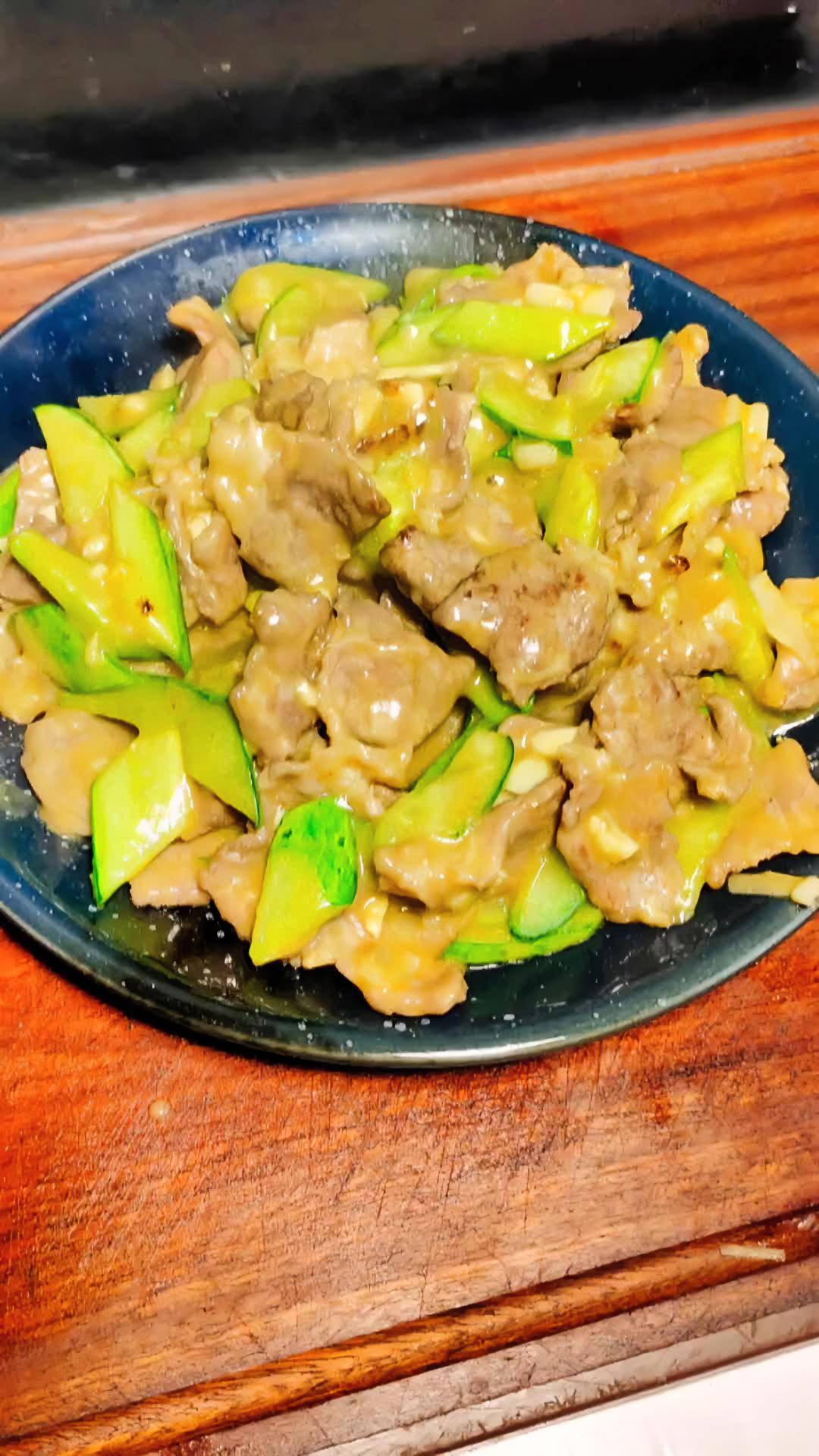 2023.5.15 滑溜 牛肉 妈呀太香了 非常好吃的 家常菜 每日美食分享